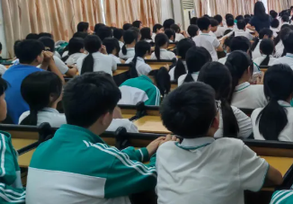 矫正小孩厌学，心理咨询案例讲述真实故事