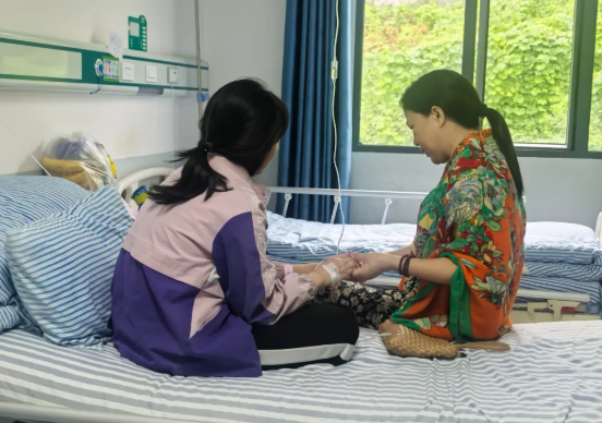 厌学网瘾女儿疏导，心理疏导案例讲述真实故事