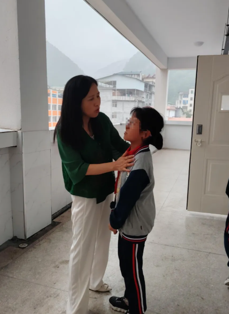 儿子厌学网瘾怎么办？机构解读儿子心理，给出解决方案